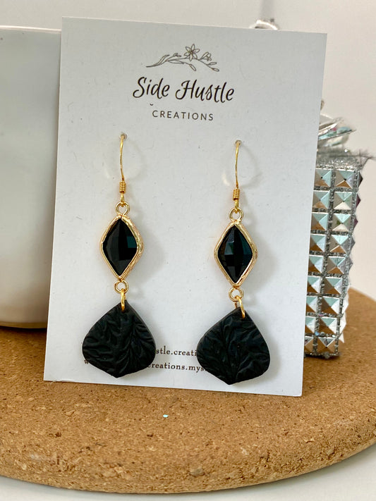 Black Farrah Dangle