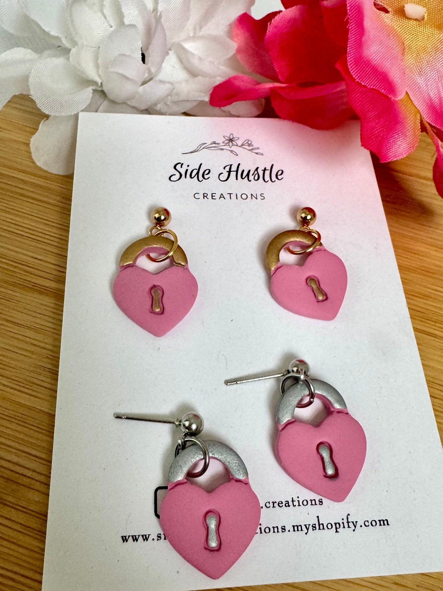 Dainty Heart Lock Dangle