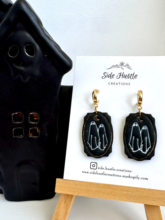 Ghost Couple Dangle
