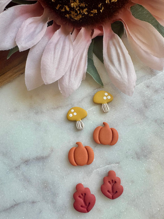 Mustard Mushroom Stud Pack