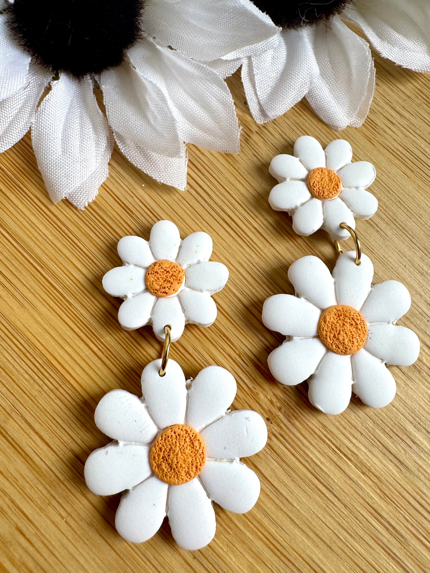 Double Daisy Dangle