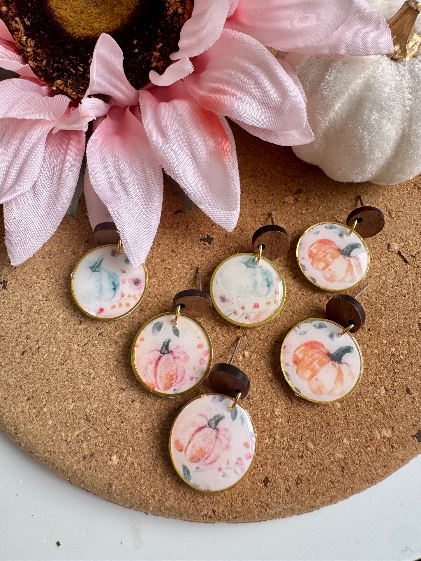 Pretty Pumpkins Samantha Dangles