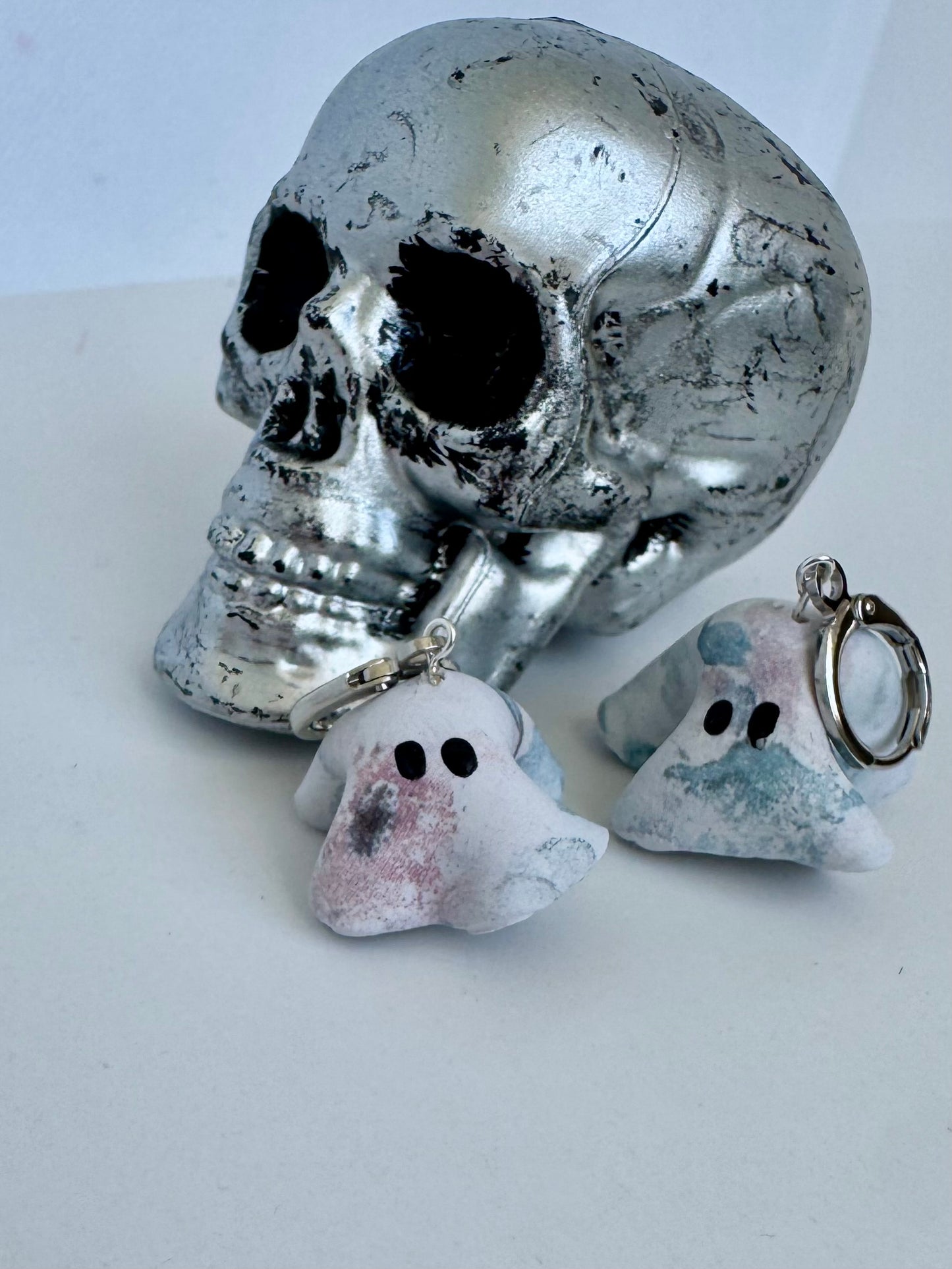 Grandma Ghost Huggie