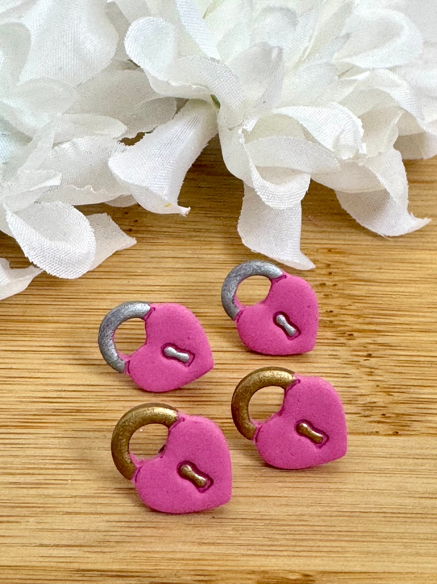 Heart Lock Stud.