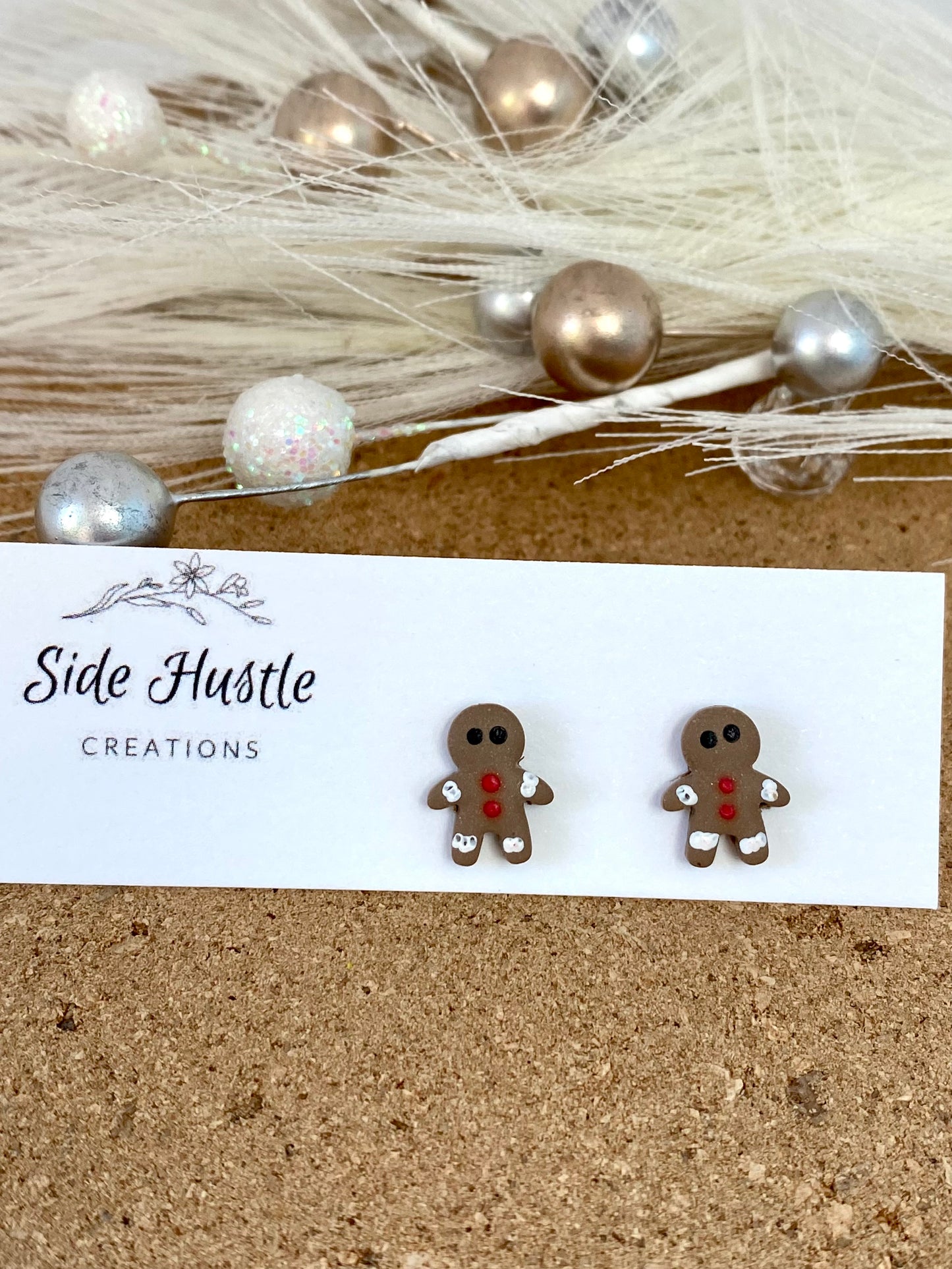 Mini Gingerperson Stud