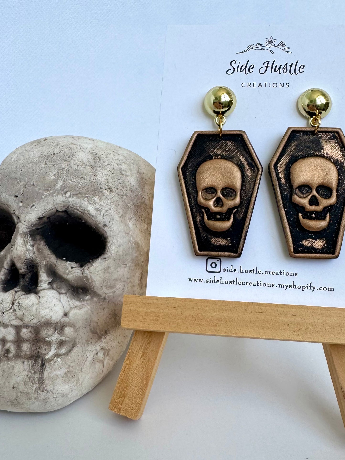Skull Coffin Dangle